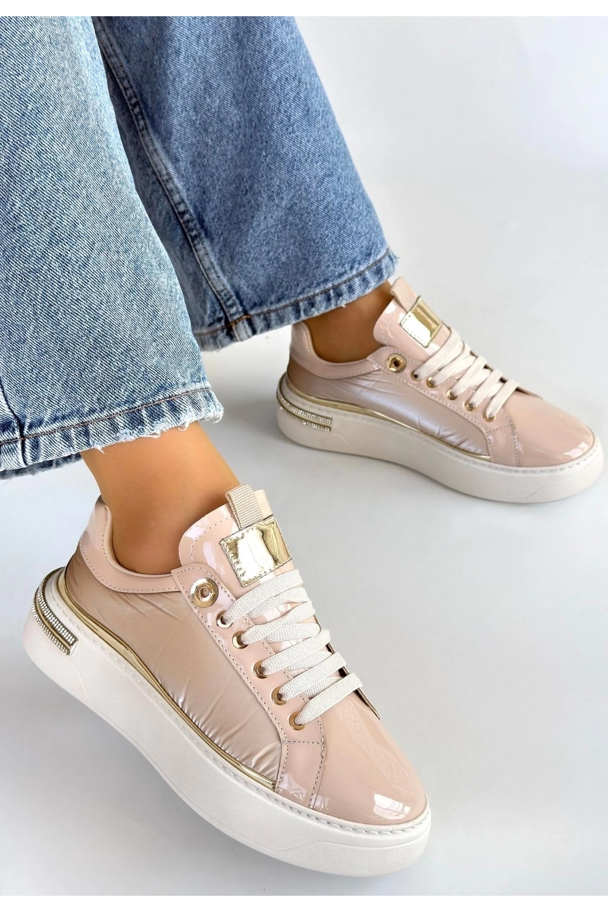 Hley Bej Rugan Paraşüt Detaylı Bağcıklı Spor Ayakkabı