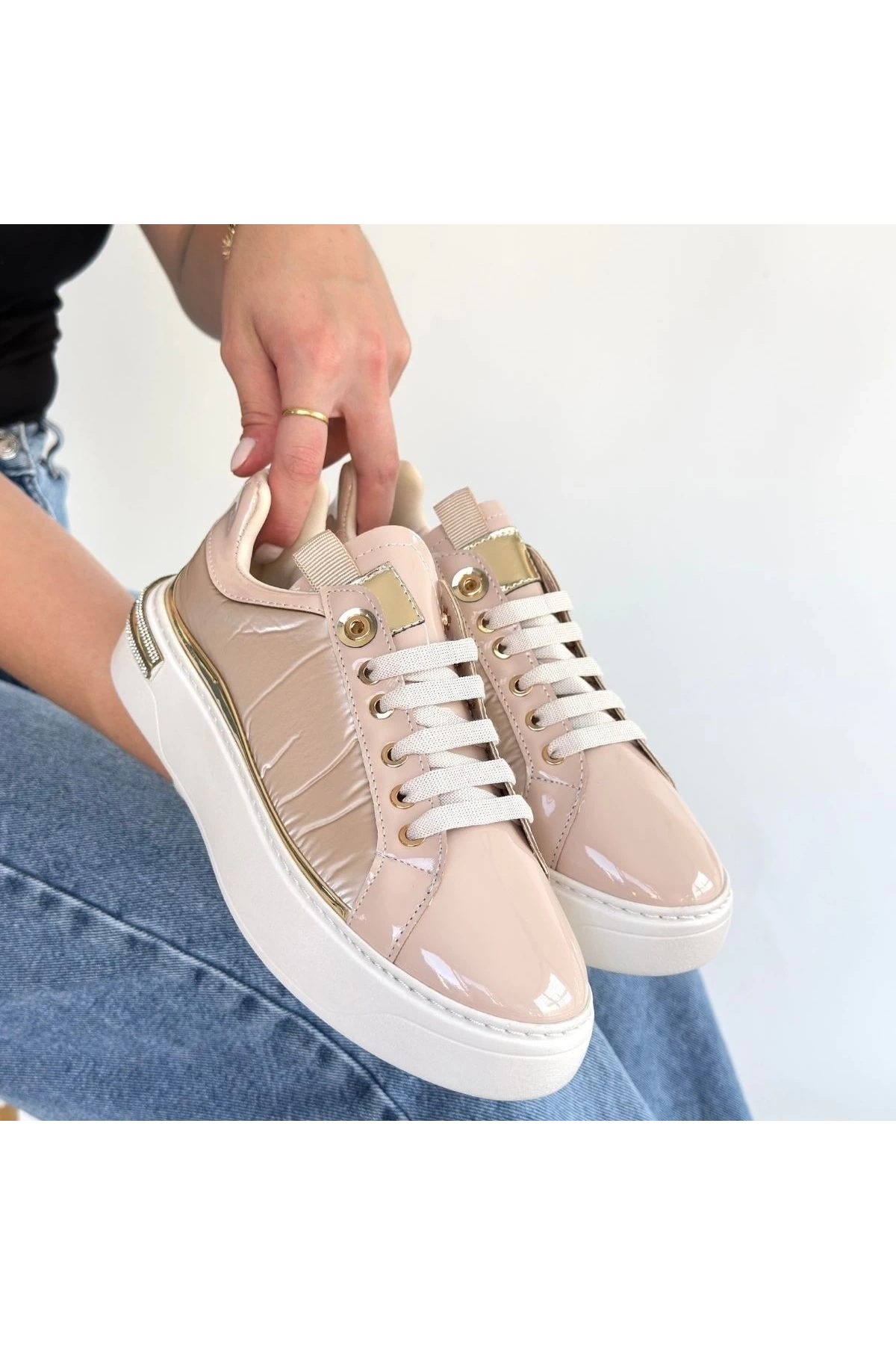 Hley Bej Rugan Paraşüt Detaylı Bağcıklı Spor Ayakkabı