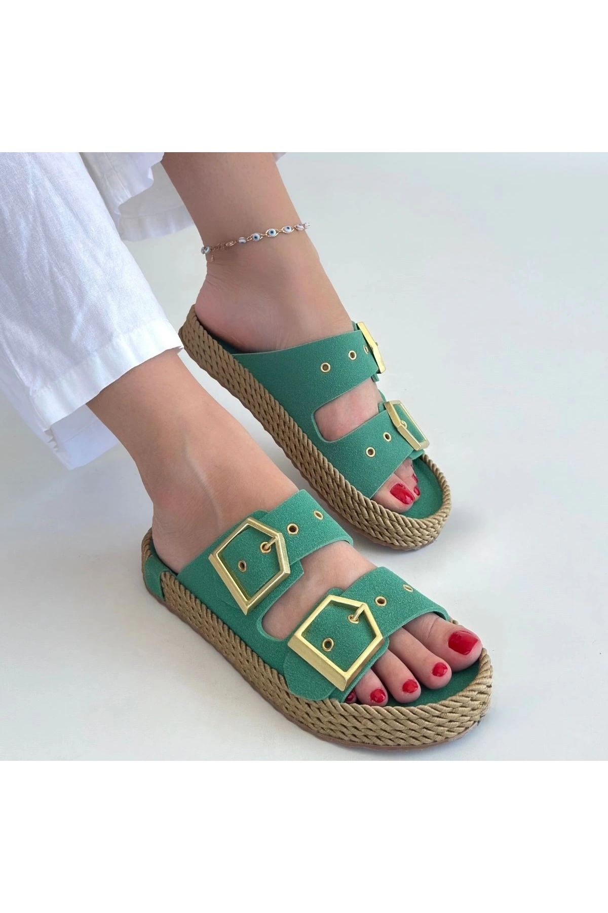 İces Yeşil Nubuk Terlik