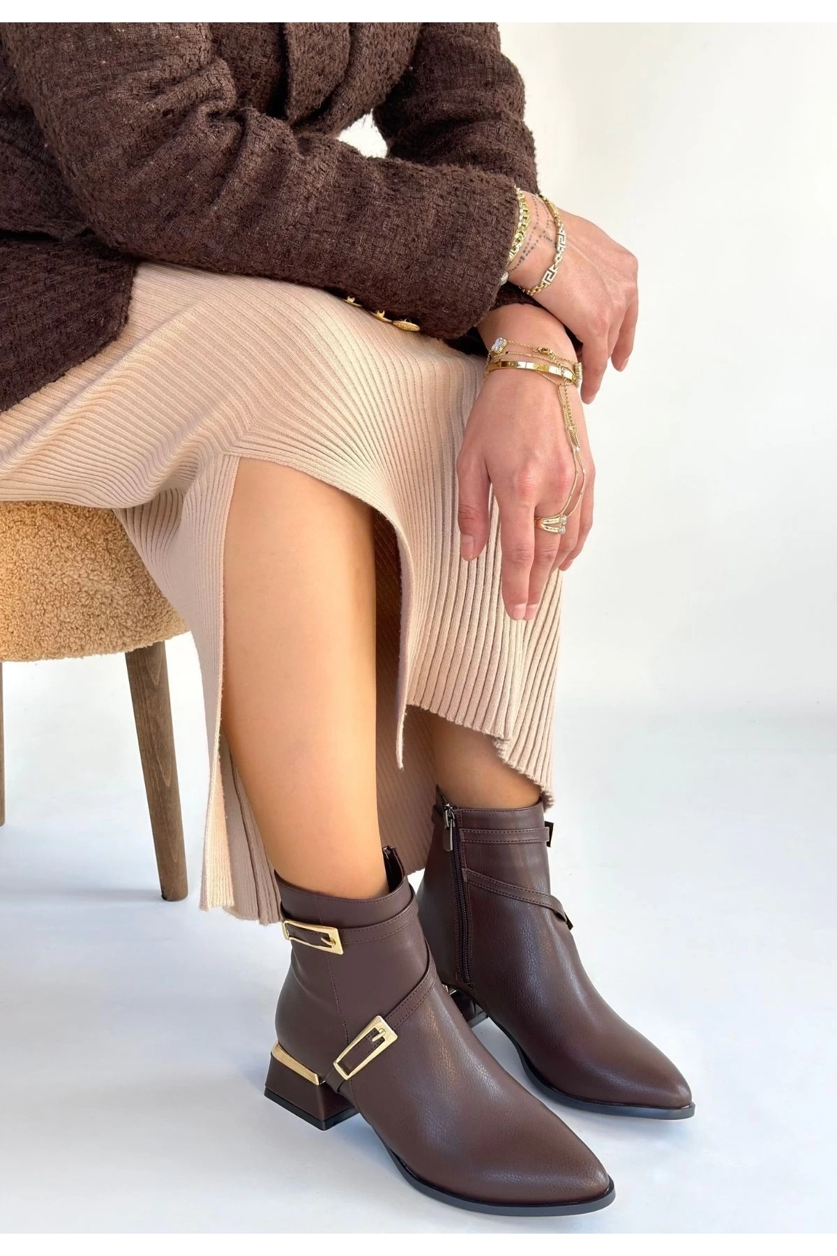 İnay Kahverengi Cilt Topuklu Bot