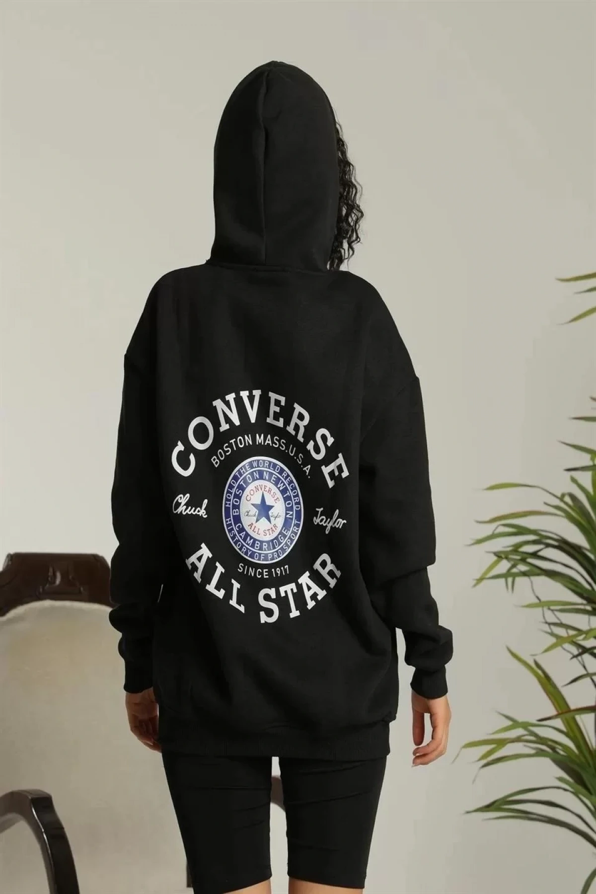 Kadın Kapşonlu Sweatshirt – Oversize Üç İplik Şardonlu Hoodie, “Other Lives” Ön & Arka Baskılı, Kanguru Cepli, Kışlık Rahat Günlük Stil - Siyah