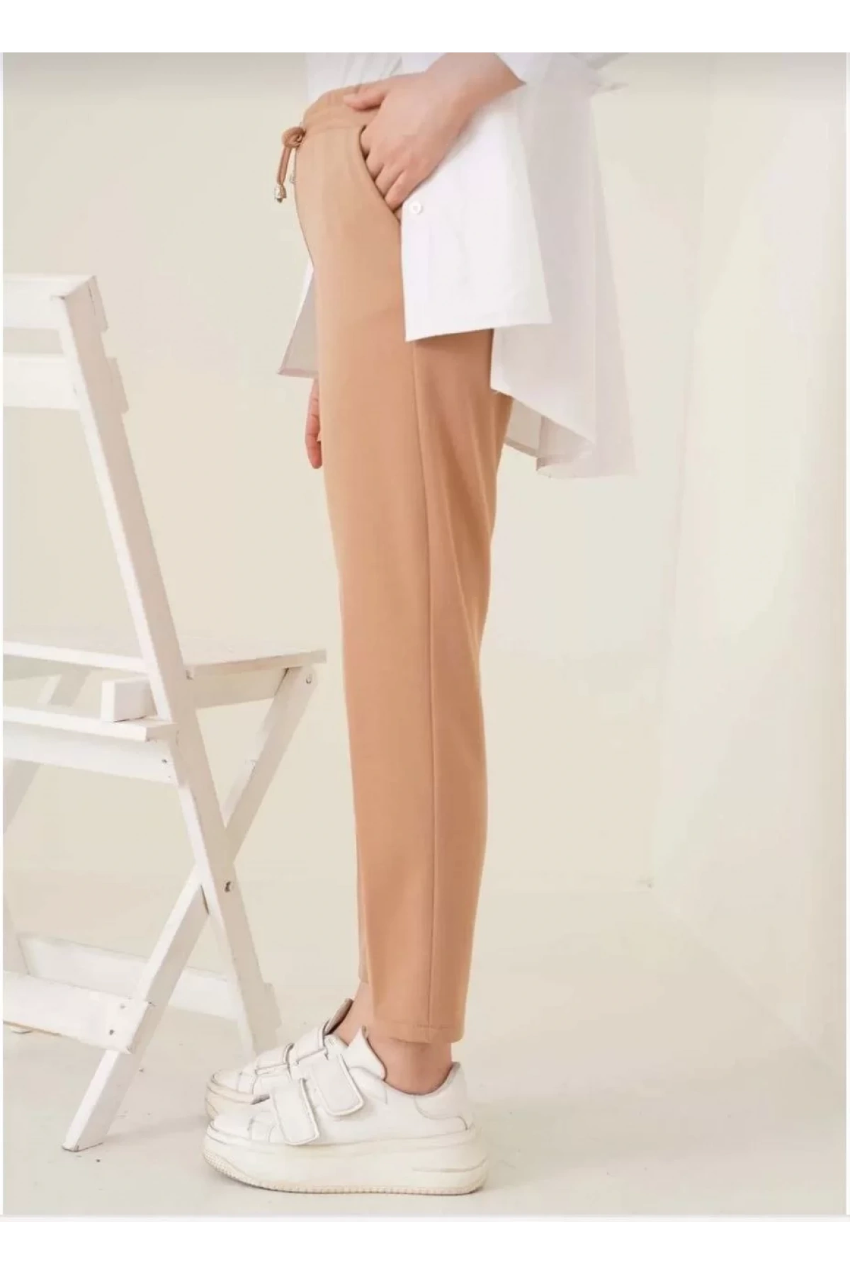 Kadın Tam Kalıp Basic Eşofman Pantolon - Kahverengi