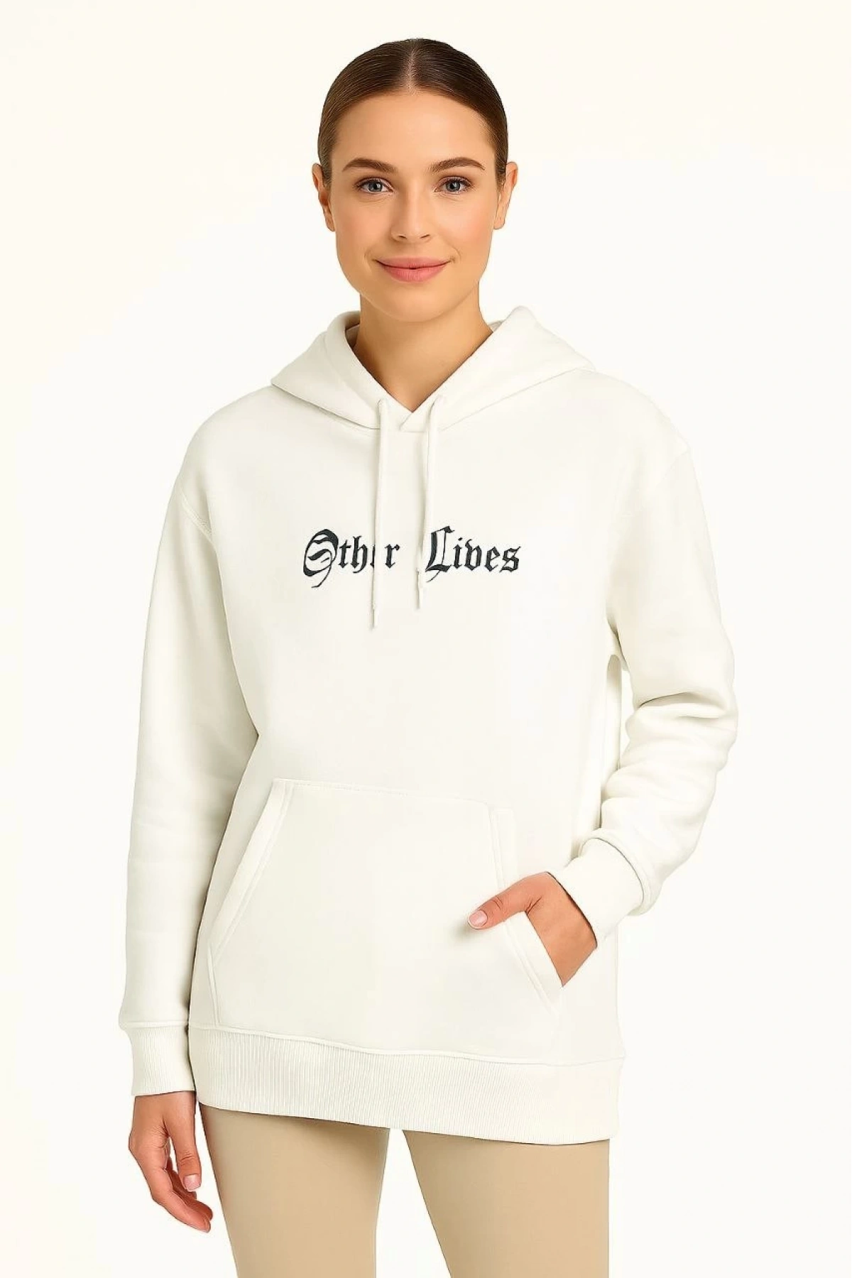 Kadın Kapşonlu Sweatshirt – Oversize Üç İplik Şardonlu Hoodie, “Other Lives” Ön & Arka Baskılı, Kanguru Cepli, Kışlık Rahat Günlük Stil - Beyaz