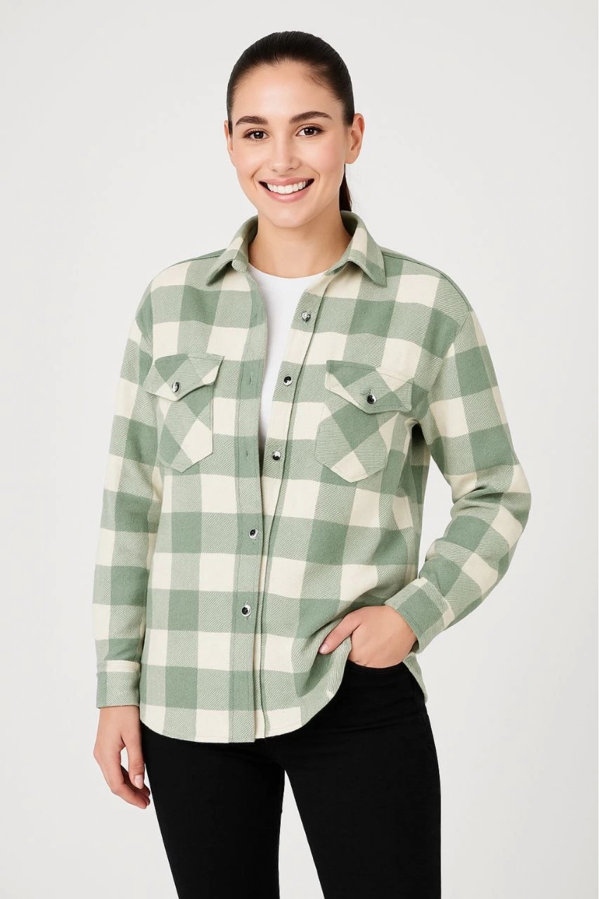 Kadın Oduncu Gömlek – Uzun Kollu, Şardonlu Kumaş, Kırmızı Beyaz Kareli Desen, Regular Fit, Çift Cepli, Manşetli Günlük Şık Stil - Su yeşili