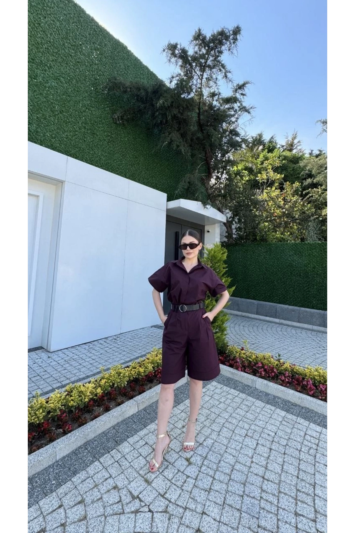 Kadın Yakalı Gömlek Kemerli Şortlu Takım - Bordo