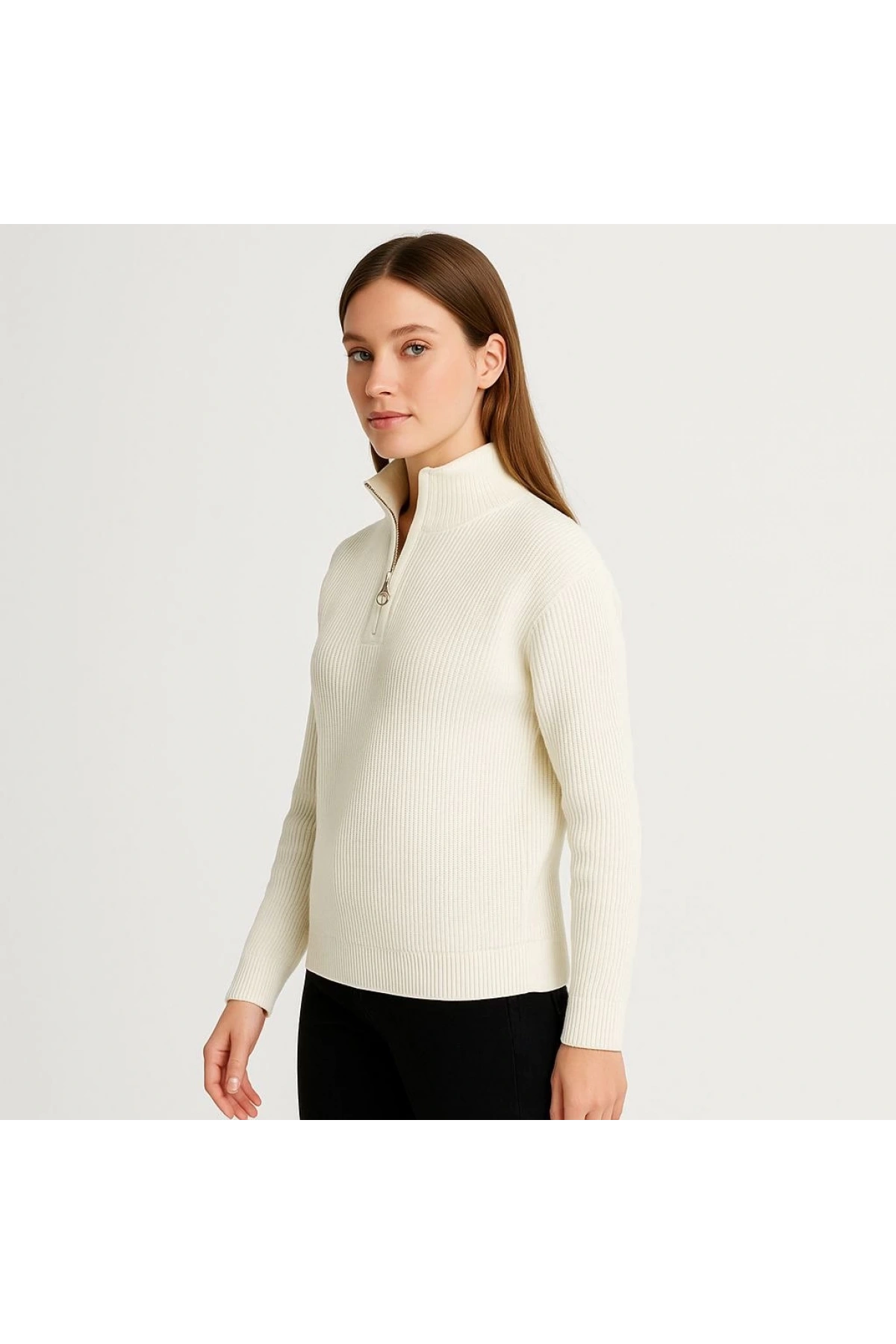 KADIN Yarım Fermuarlı Triko Kazak – Selanik Örgü, Dik Yaka, Pamuklu Dokuma, Oversize Uzun Kollu Kışlık Model - Beyaz