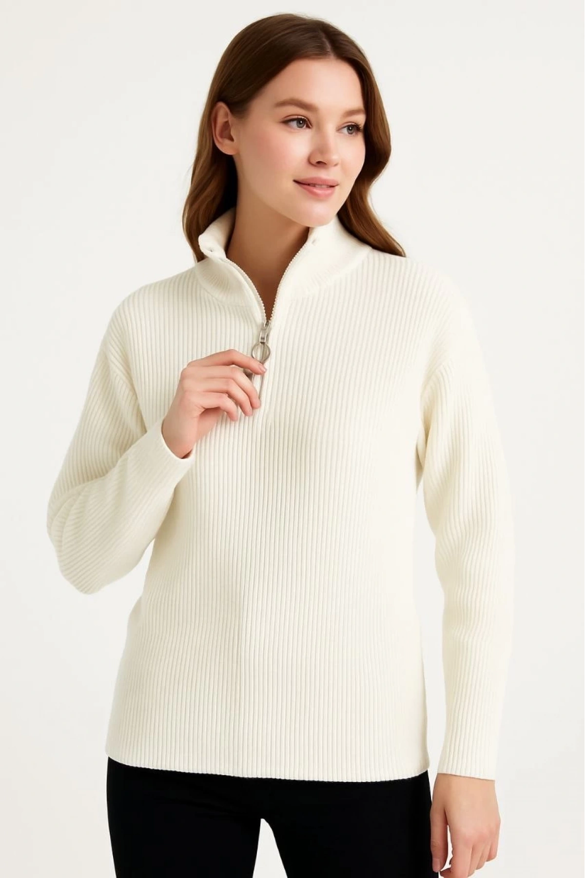 KADIN Yarım Fermuarlı Triko Kazak – Selanik Örgü, Dik Yaka, Pamuklu Dokuma, Oversize Uzun Kollu Kışlık Model - Beyaz