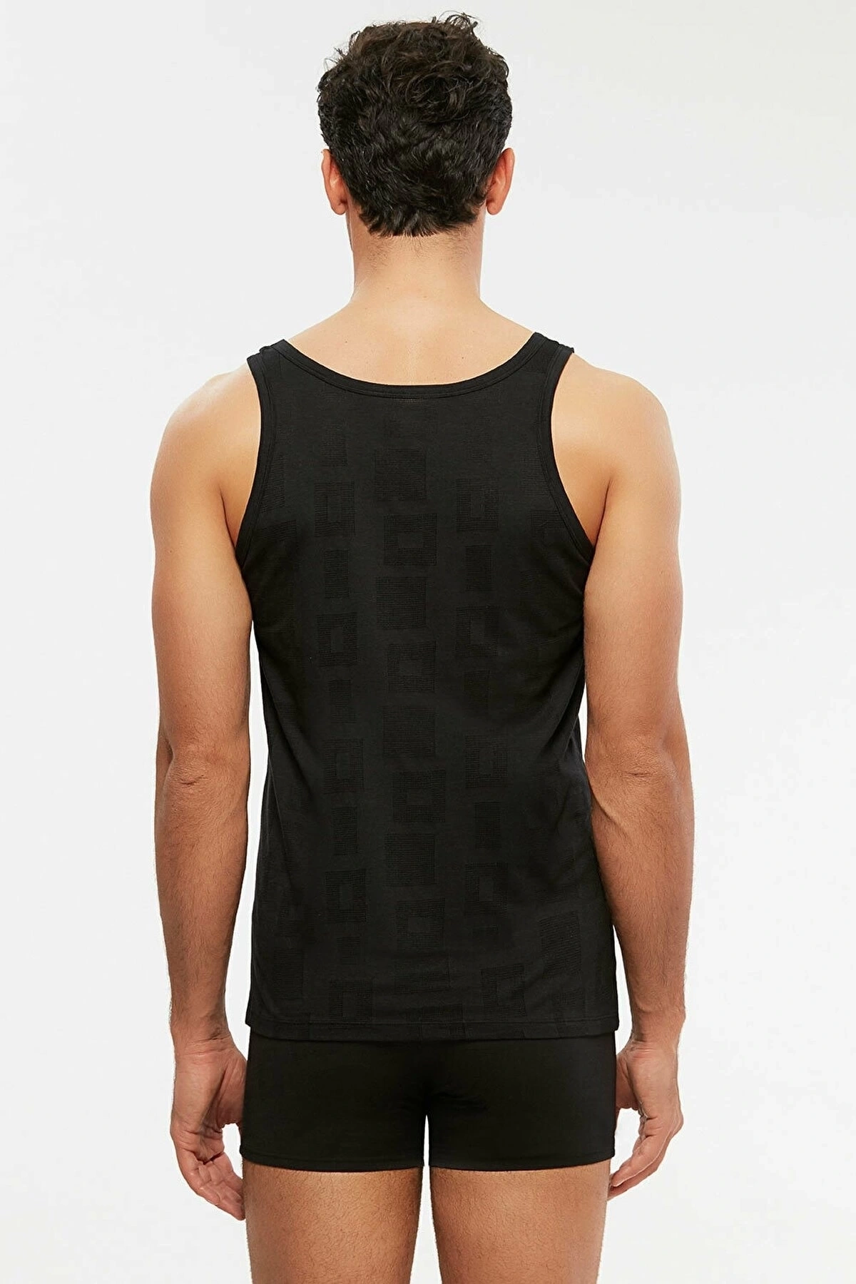 Kom Anka Erkek Atlet