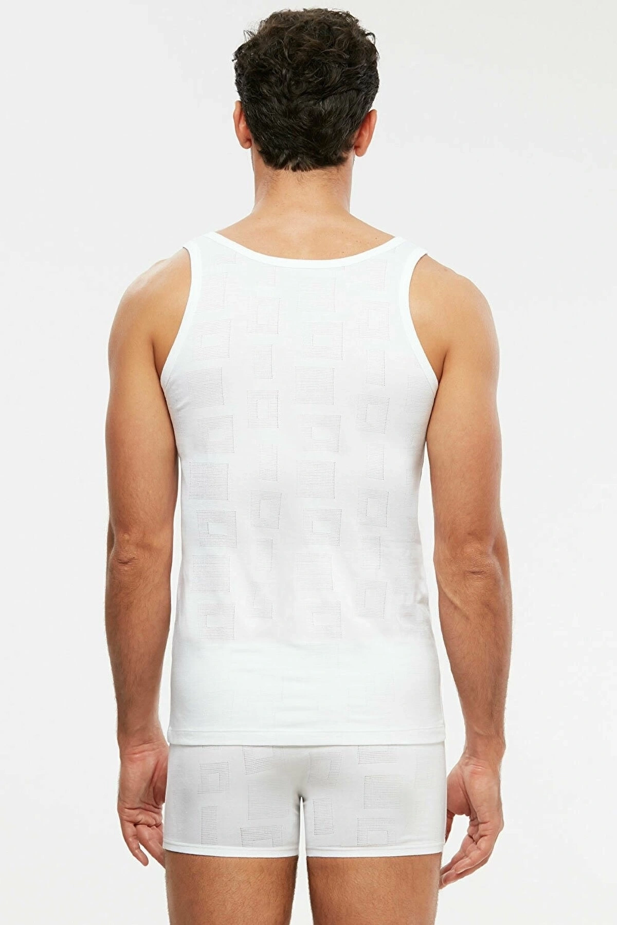 Kom Anka Erkek Atlet