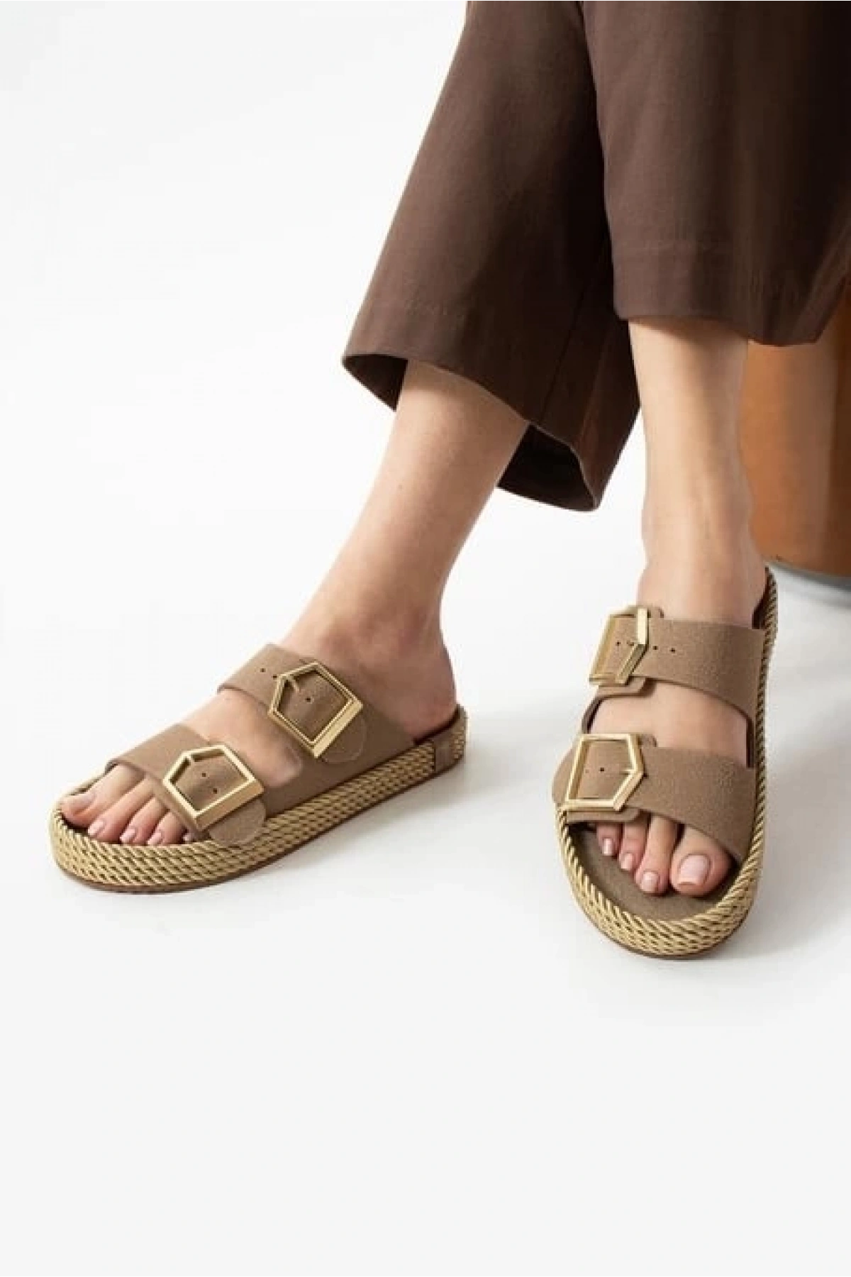 Loera Vizon Nubuk Çift Tokalı Terlik