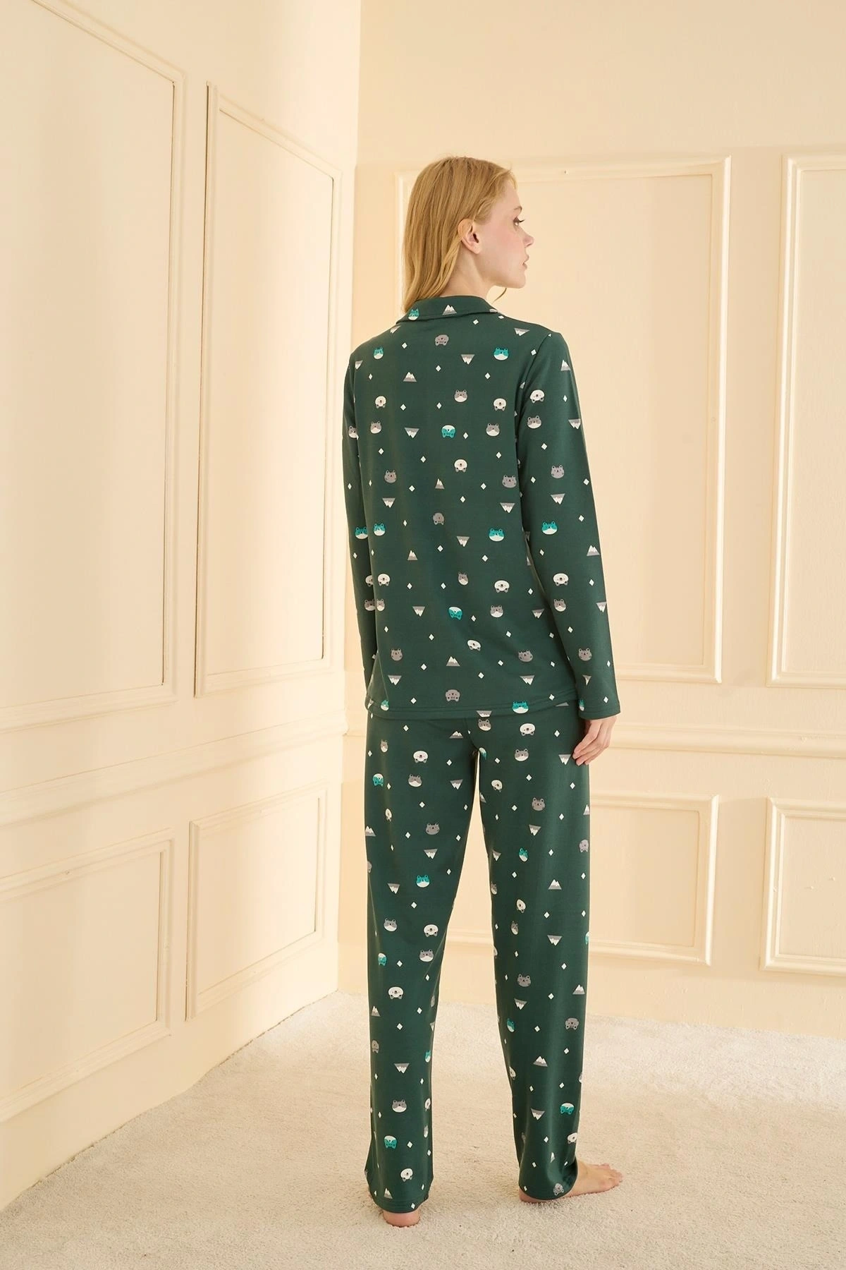 Mihra 19103 Kadın Düğmeli Uzun Kol Pijama Takımı