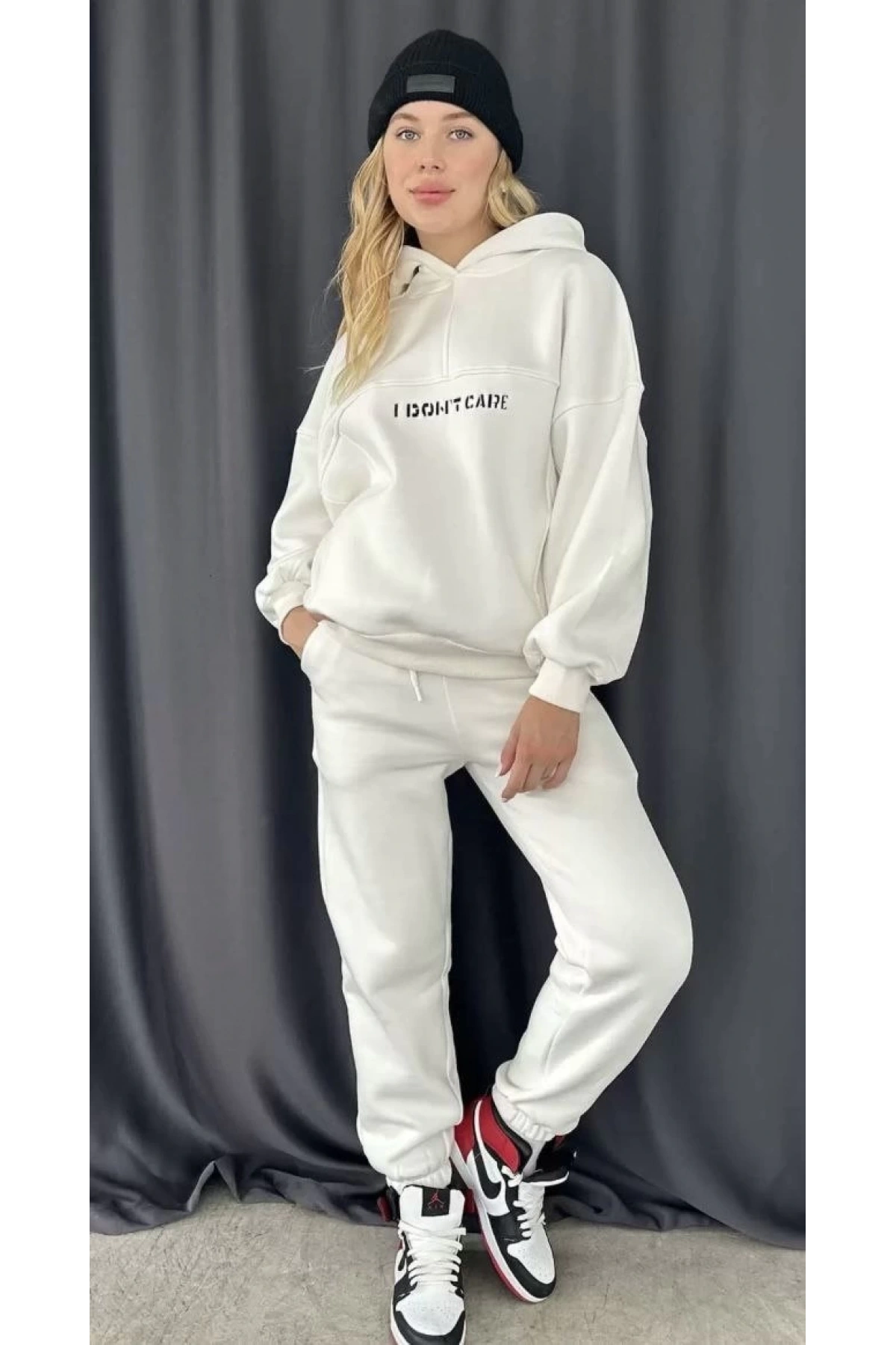 Nakış İşlemeli Üç İplik Sweat Takım- Beyaz