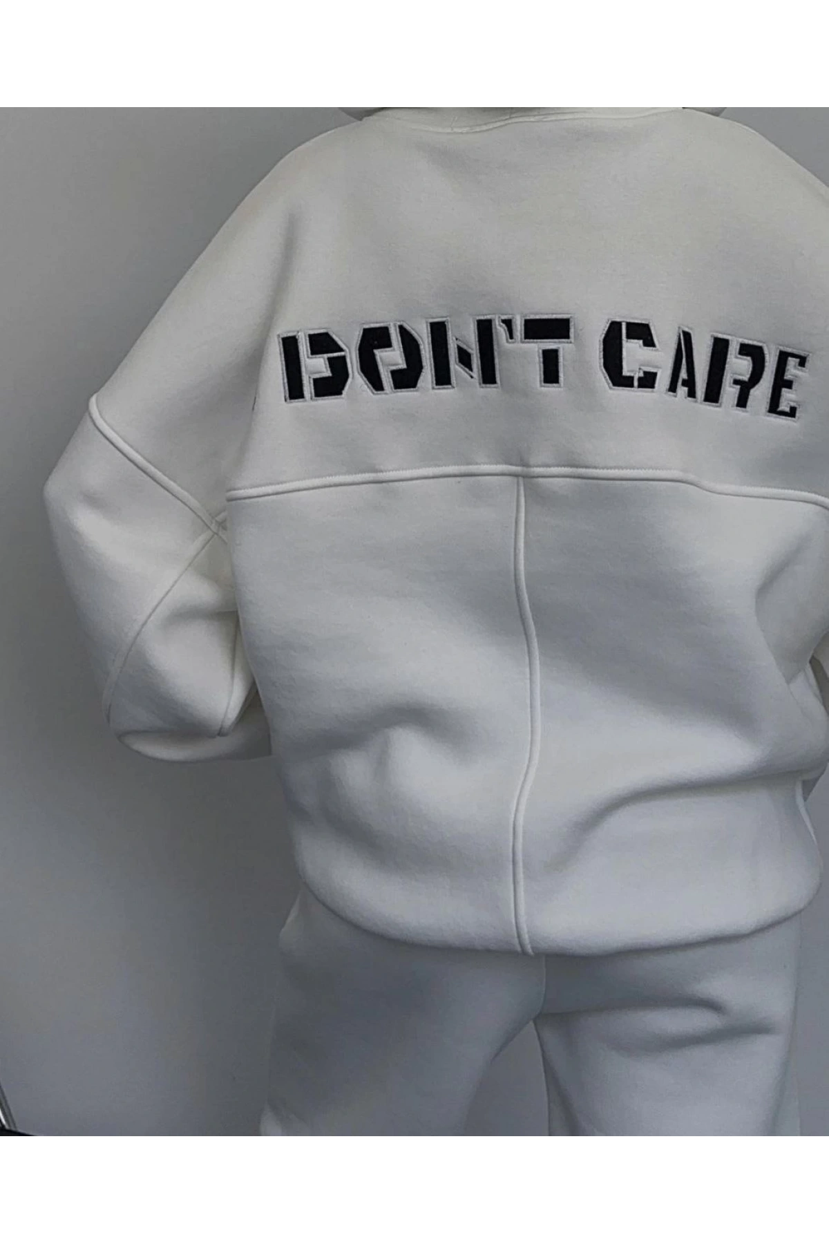 Nakış İşlemeli Üç İplik Sweat Takım- Beyaz