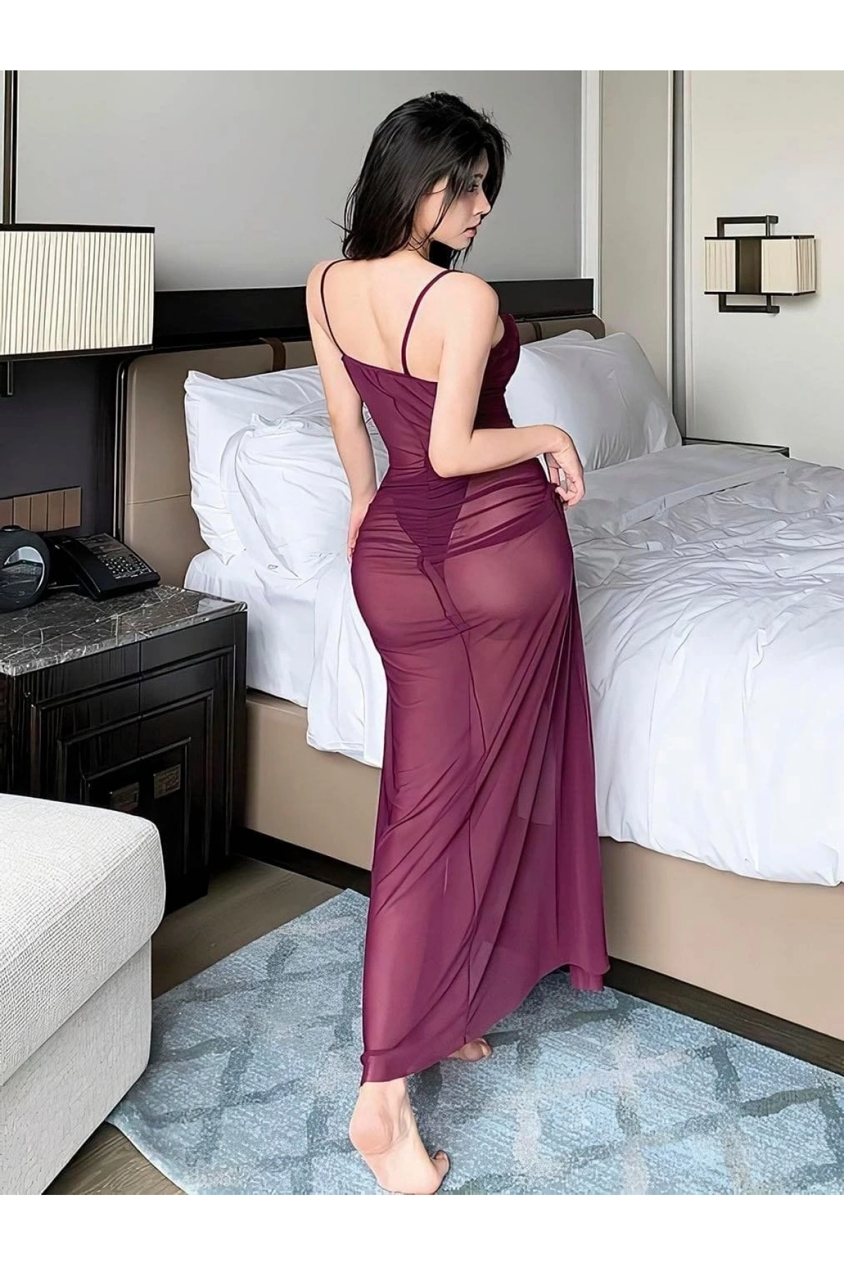 Nightlight 3713 Uzun Derin Yırtmaçlı Gecelik