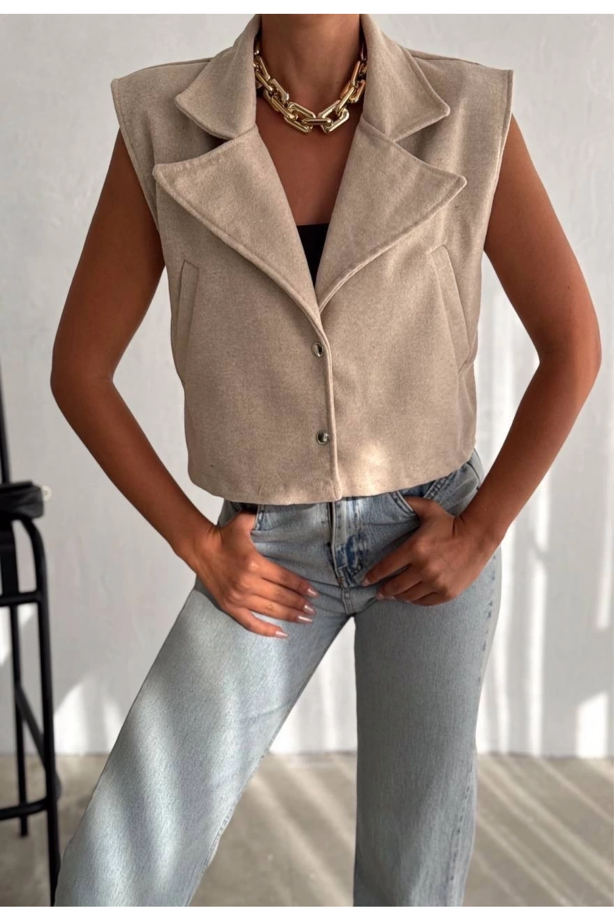 Önü çıtçıtlı cepli kaşe yelek bej f2253