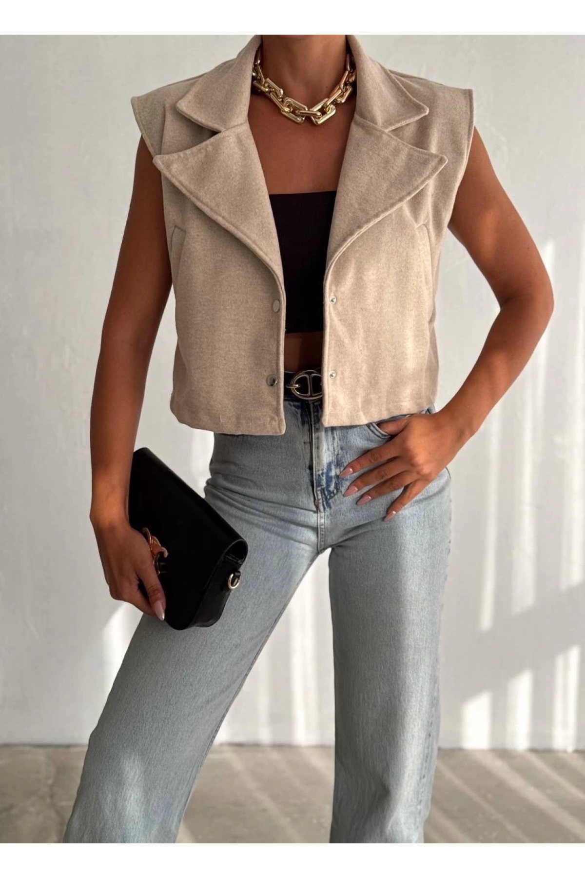 Önü çıtçıtlı cepli kaşe yelek bej f2253