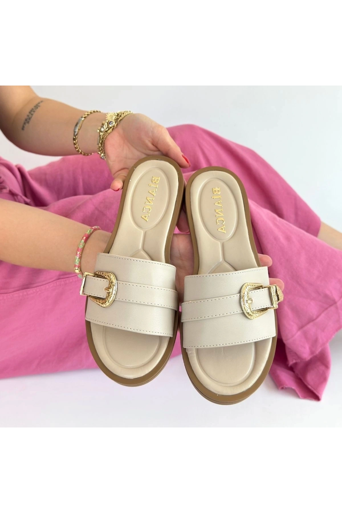 Orja Bej Cilt Terlik