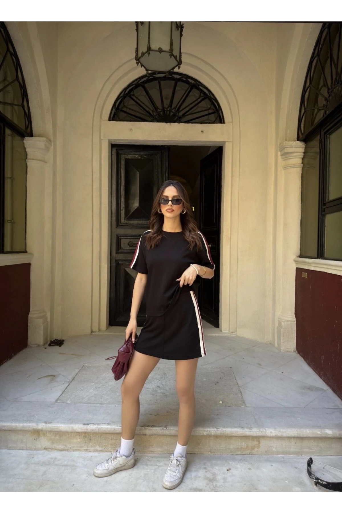 Osy Modal yumuşak dokulu Kumaş Kadın Parçalı Bisiklet Yaka T-shirt Mini Şortlu Etek İkili Takım - Siyah