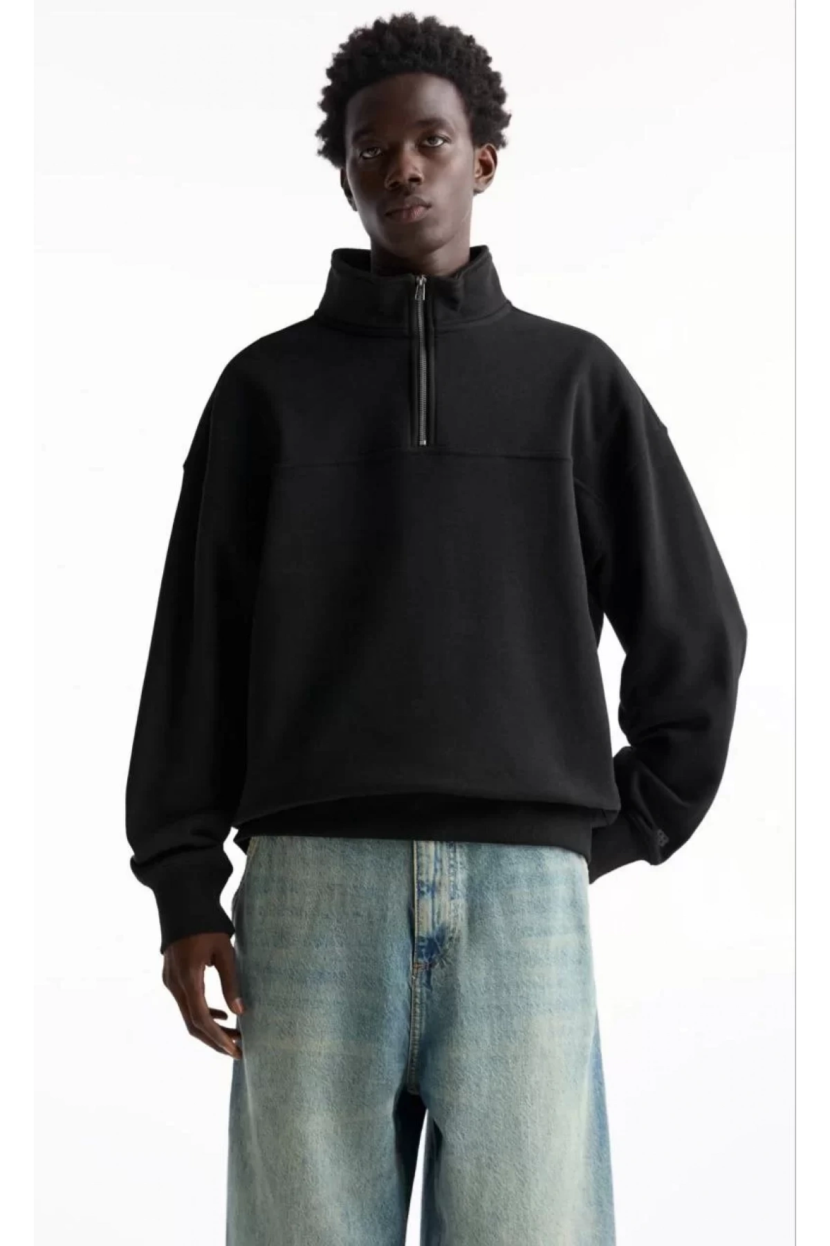 Oversize Yarım Farmuarlı Yakalı Basic SweatShirt - Siyah