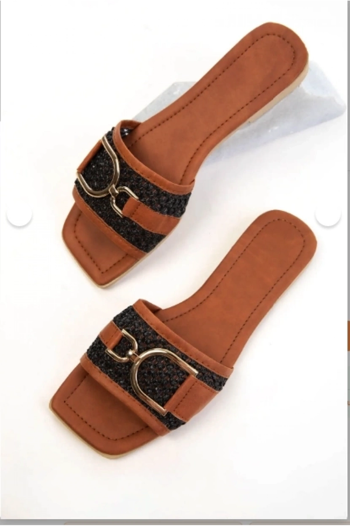 Pıer Siyah Cilt Terlik