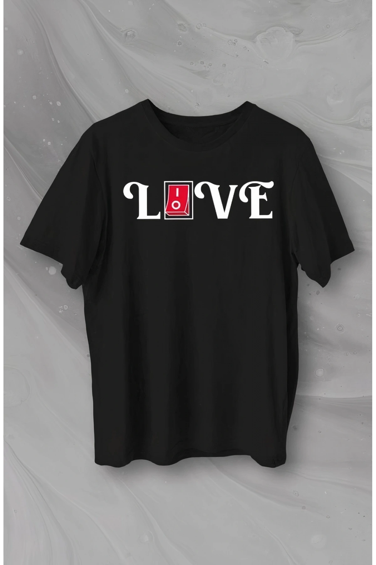 Sevgililer Günü İçin Özel Tasarım Love Baskılı T-shirt - Siyah