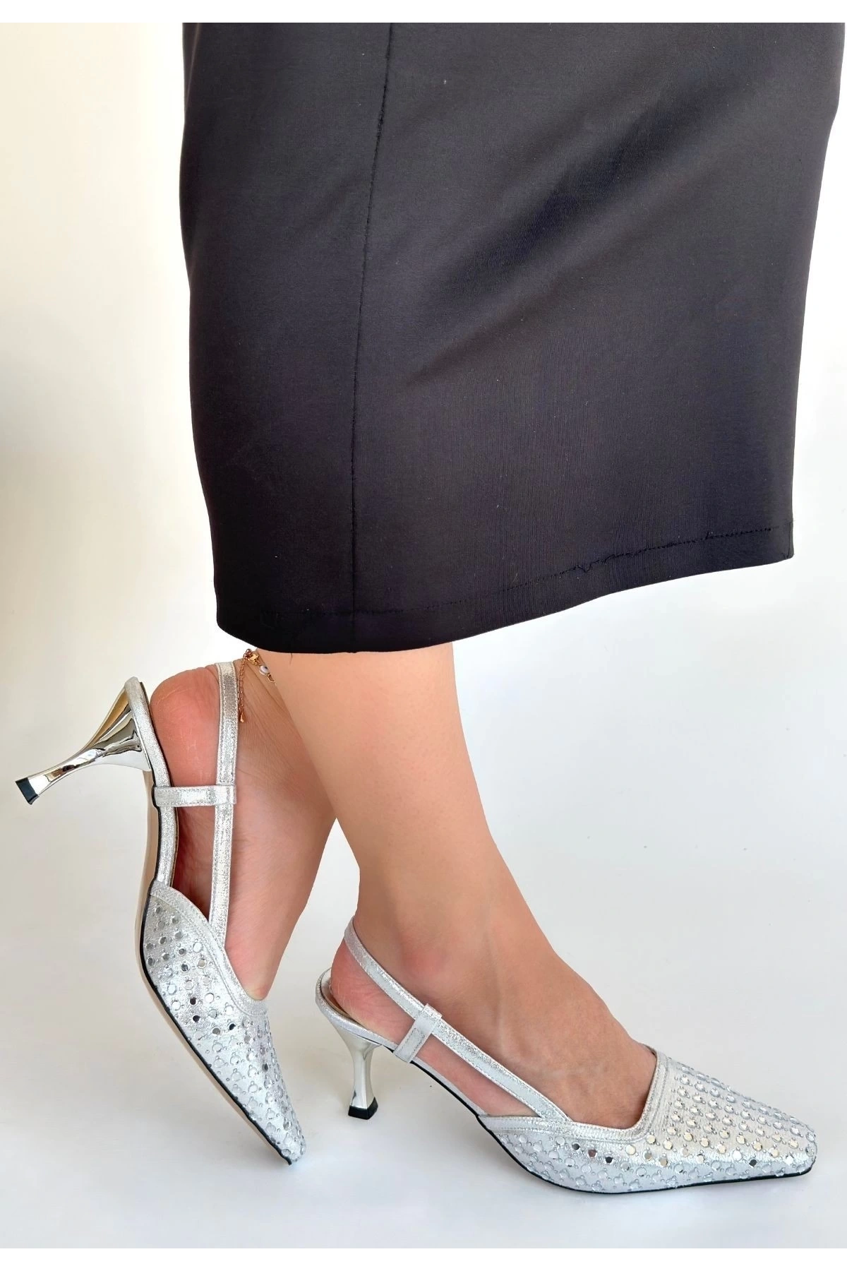 Sione Gümüş Cilt Topuklu Ayakkabı