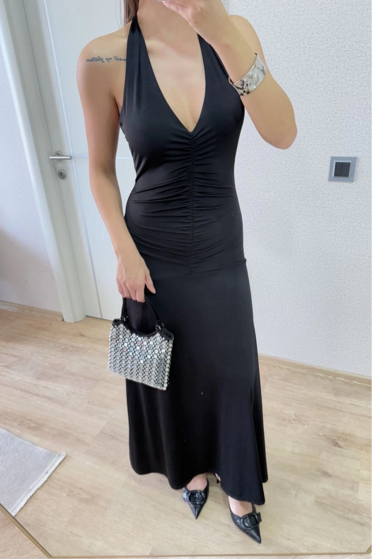 Sırt dekolteli Uzun Elbise - Siyah