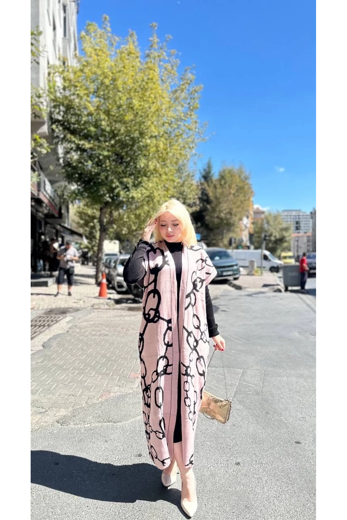 Siyah çizgi desenli elbiseli hırka takım pudra siyah