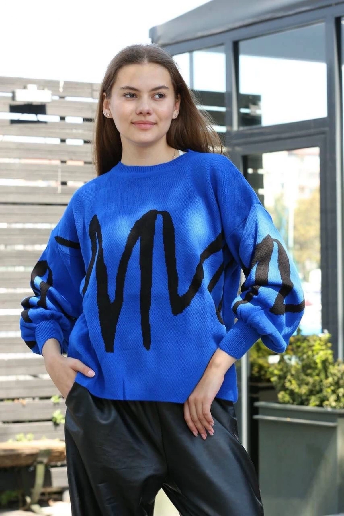 Siyah çizgili bisiklet yaka kazak Saks