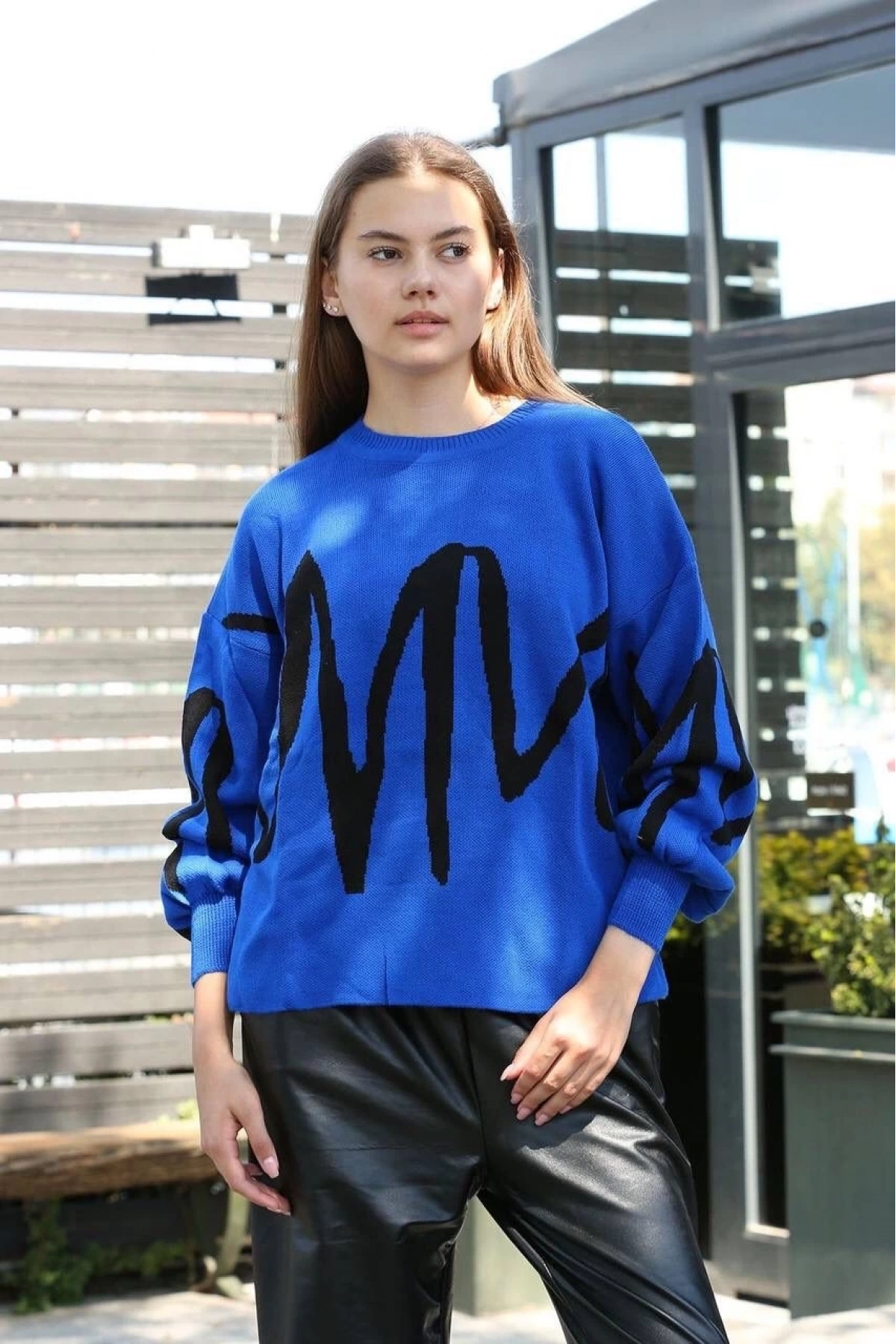 Siyah çizgili bisiklet yaka kazak Saks