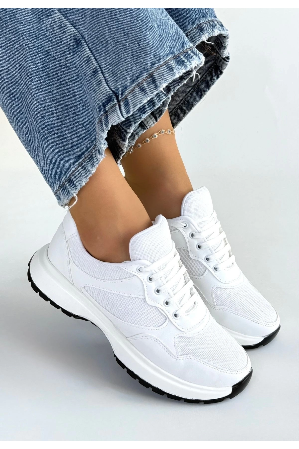 Slar Beyaz Cilt Bağcıklı Spor Ayakkabı