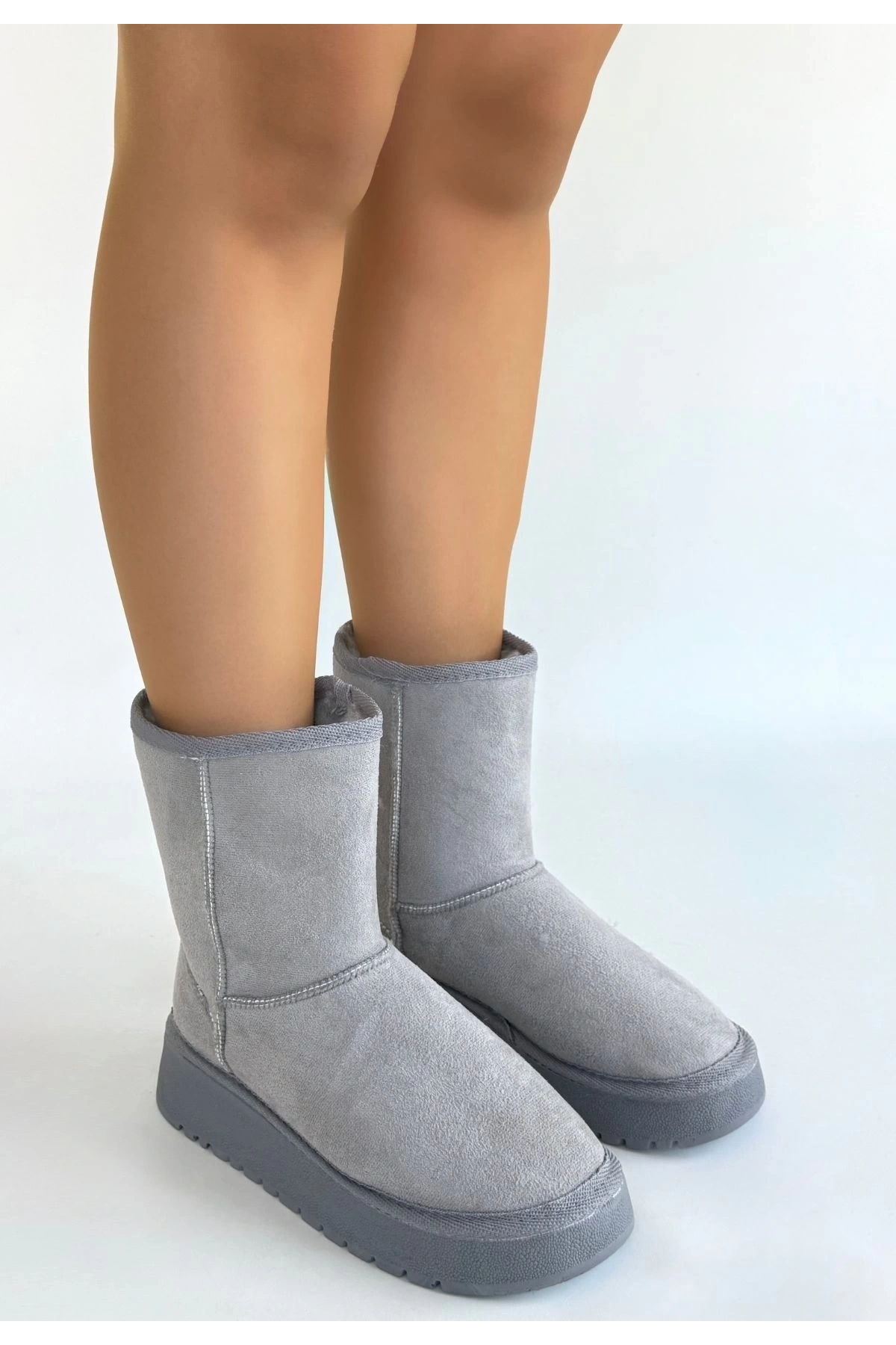 Sophia Gri Süet Bot