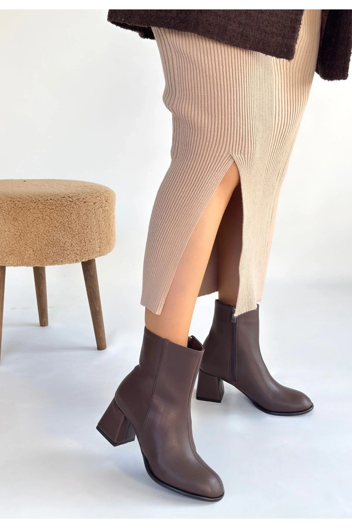 Tendy Kahverengi Cilt Topuklu Bot