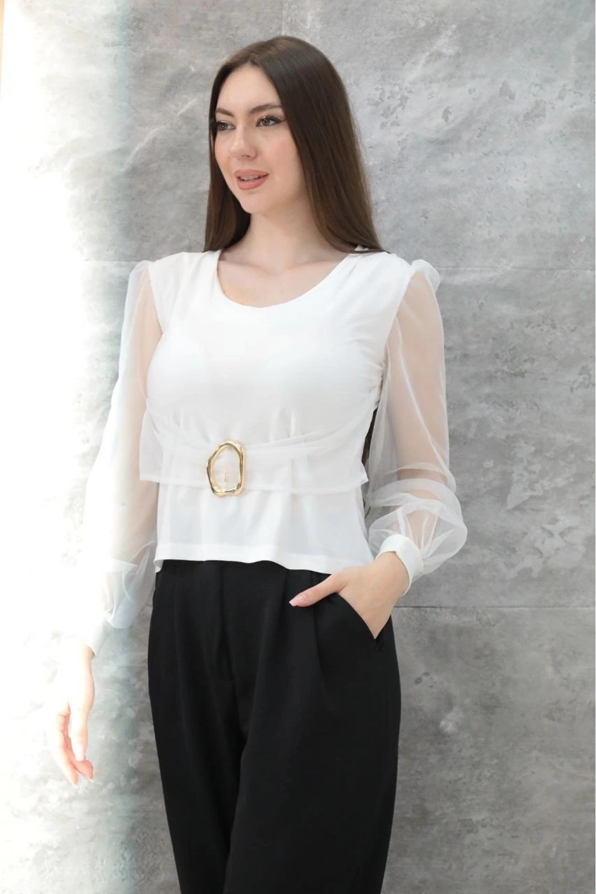 Tokalı tül kollu bluz beyaz t4071