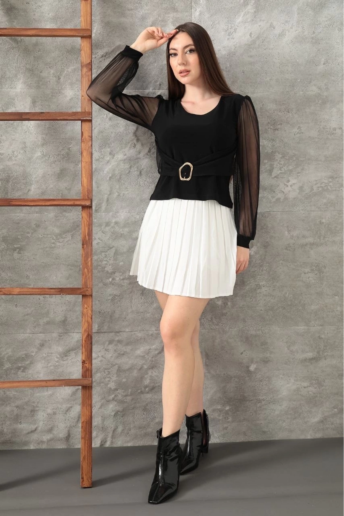 Tokalı tül kollu bluz siyah t4071