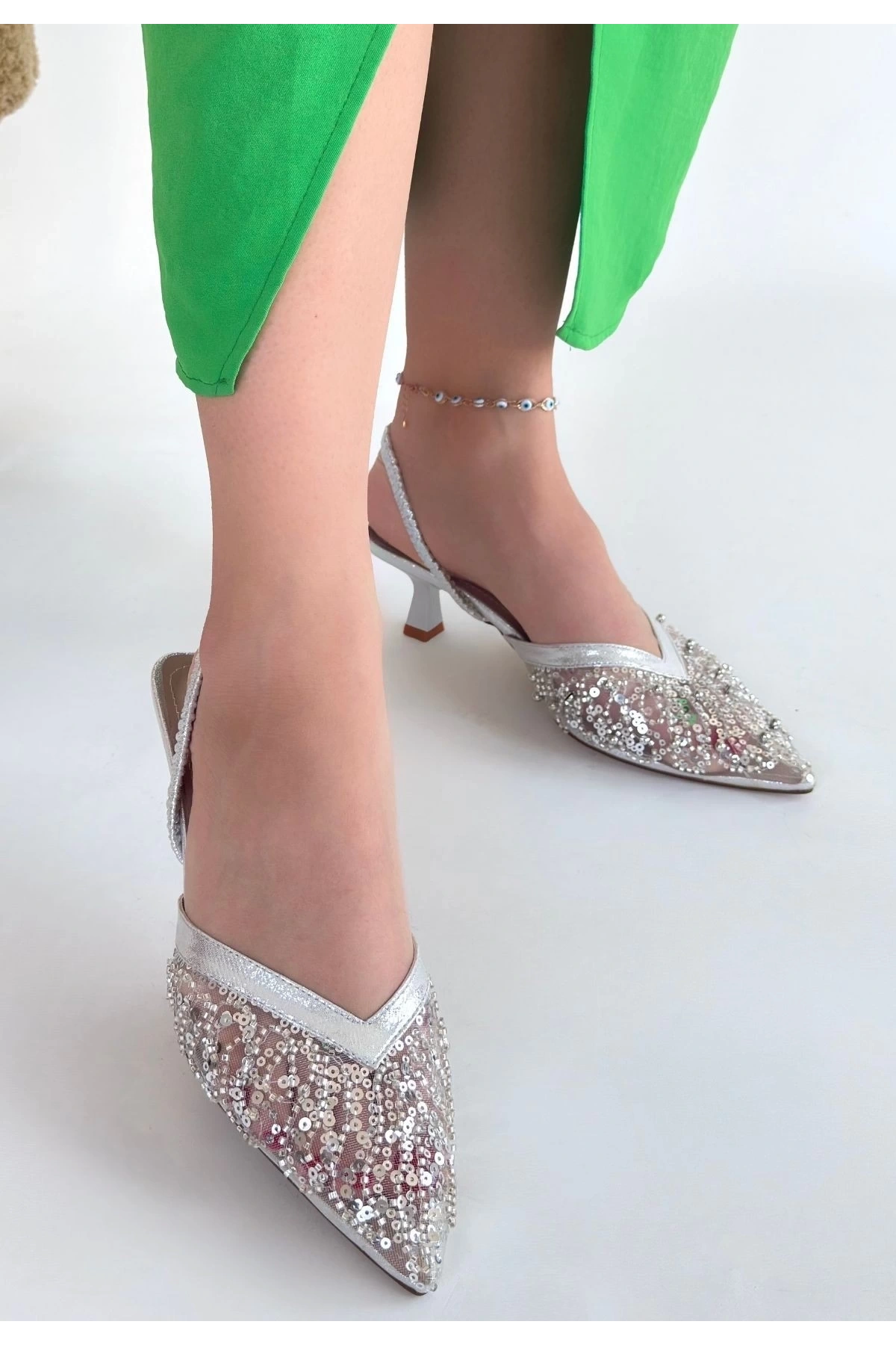 Toyi Gümüş Saten Topuklu Ayakkabı