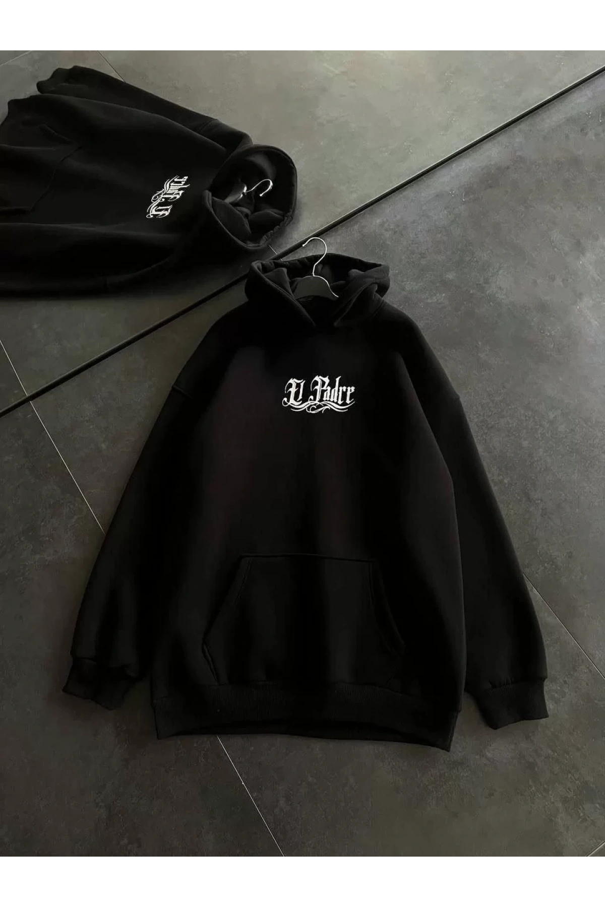 Üç İplik Penye Uzun Kol Kapşonlu Baskılı SweatShirt - Siyah