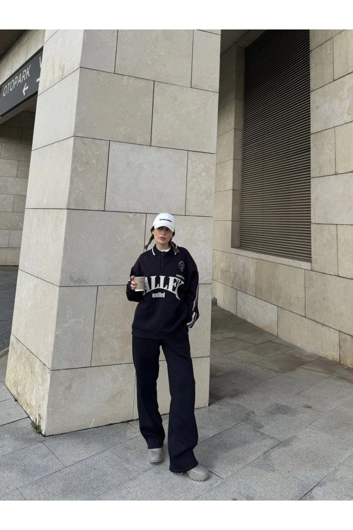 Üç İplik Yakalı Sweat Baggy Pantalonlu Takım - Siyah