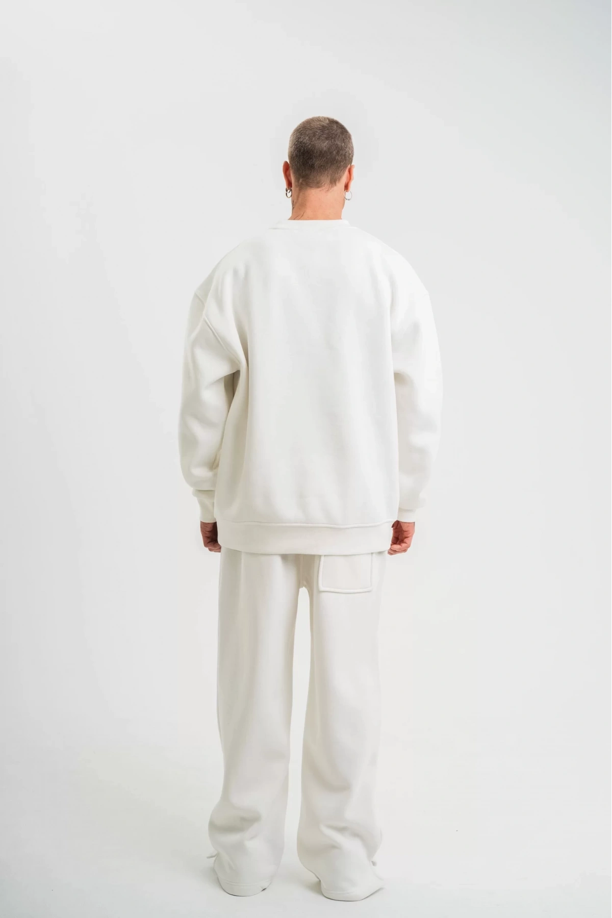 Uzun Kol Bisiklet Yaka Basic SweatShirt - Beyaz