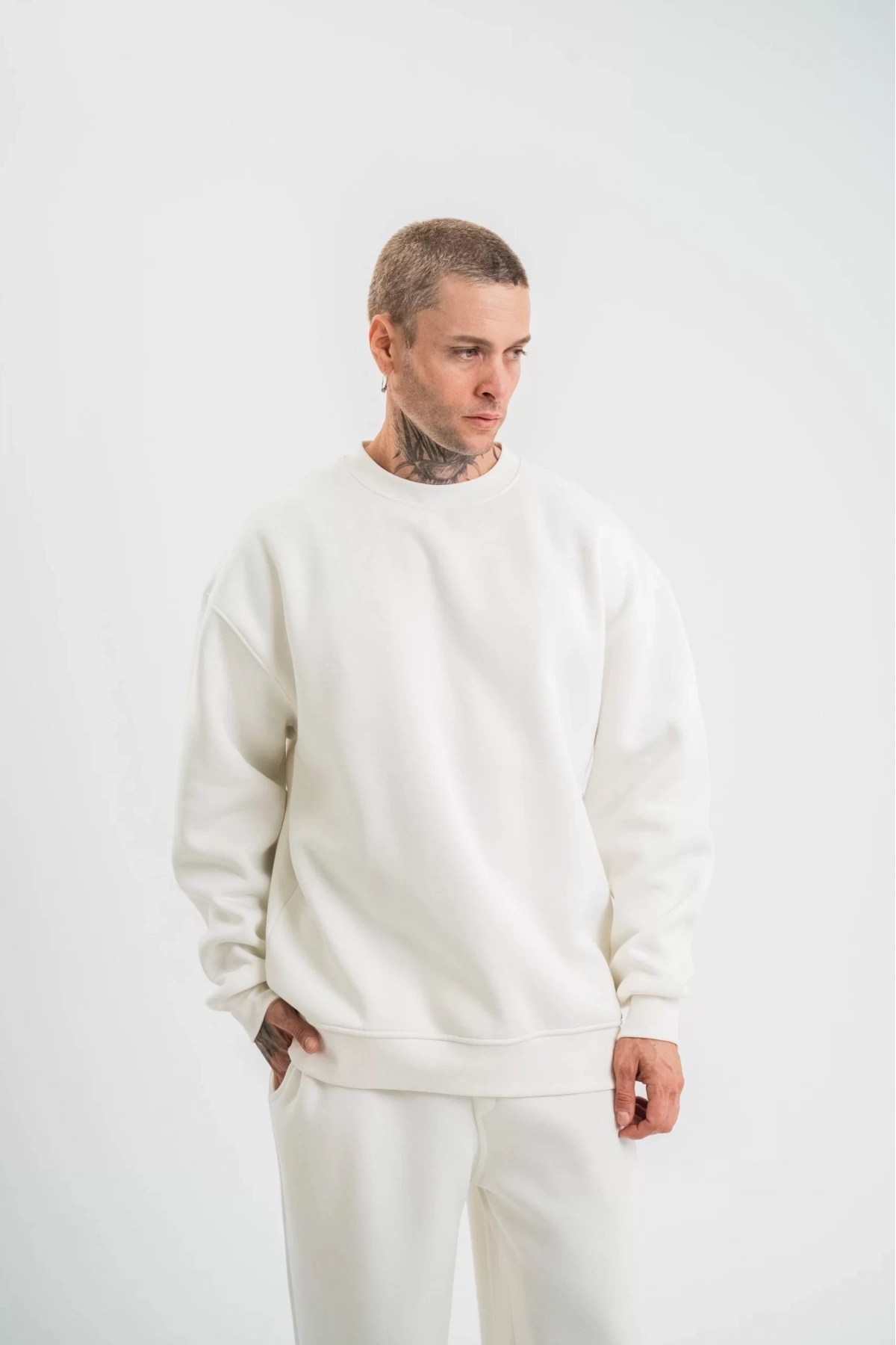 Uzun Kol Bisiklet Yaka Basic SweatShirt - Beyaz