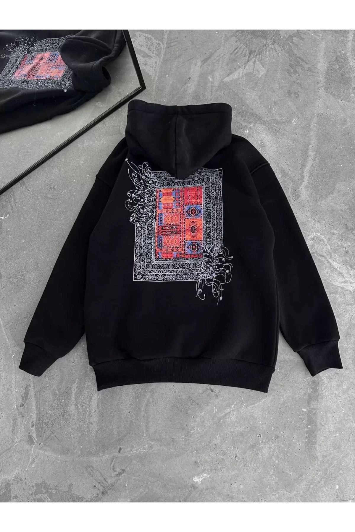 Uzun Kol Kapüşonlu Ön Ve Arka Baskılı SweatShirt - Siyah