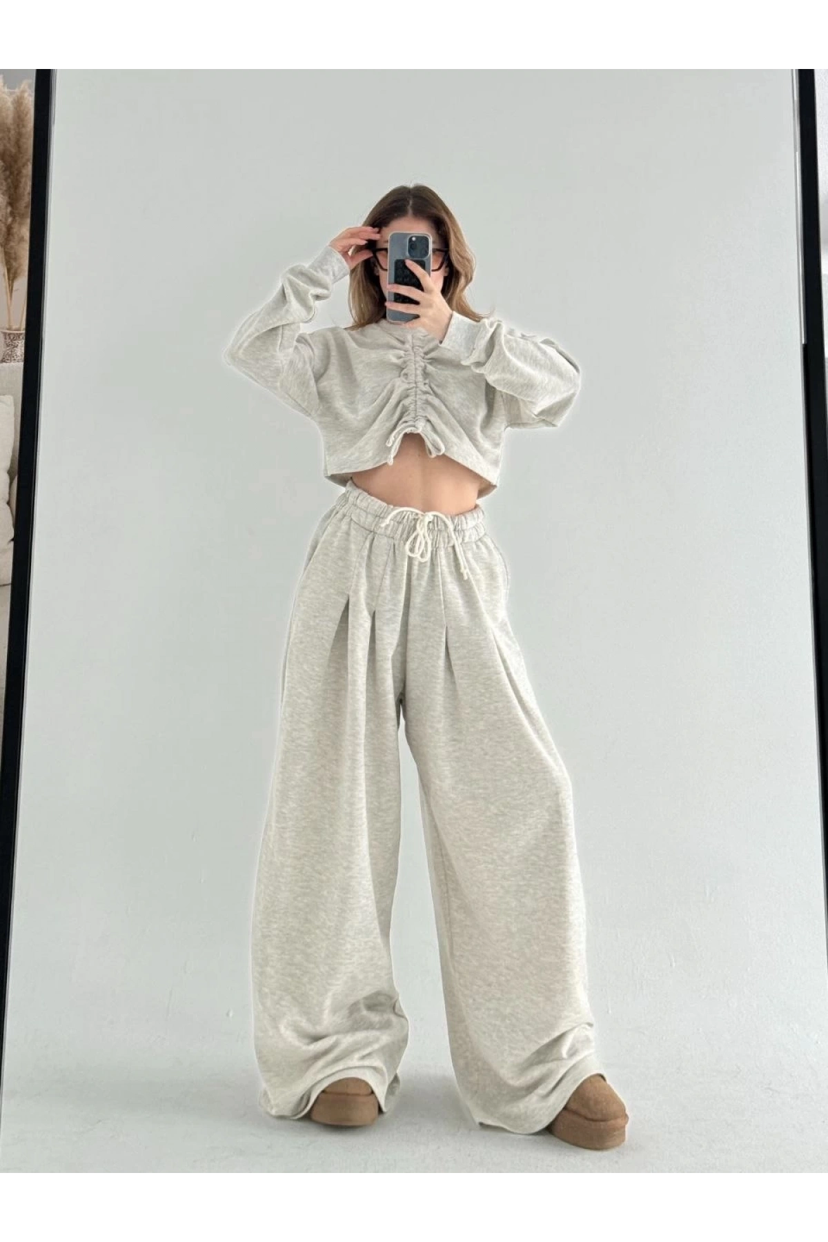 Uzun Kollu Önü İp Büzgülü Crop ve Pantolon İkili Takım - Gri