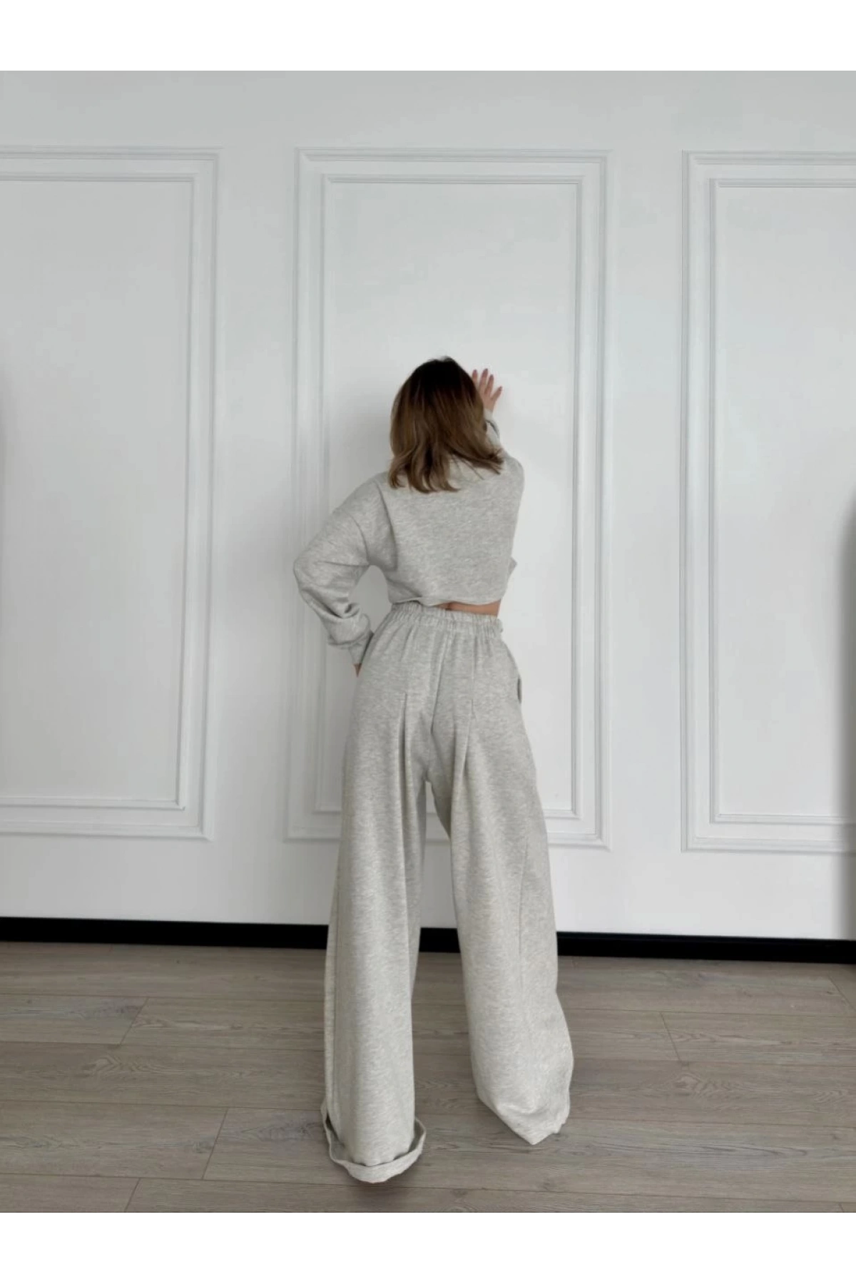 Uzun Kollu Önü İp Büzgülü Crop ve Pantolon İkili Takım - Gri