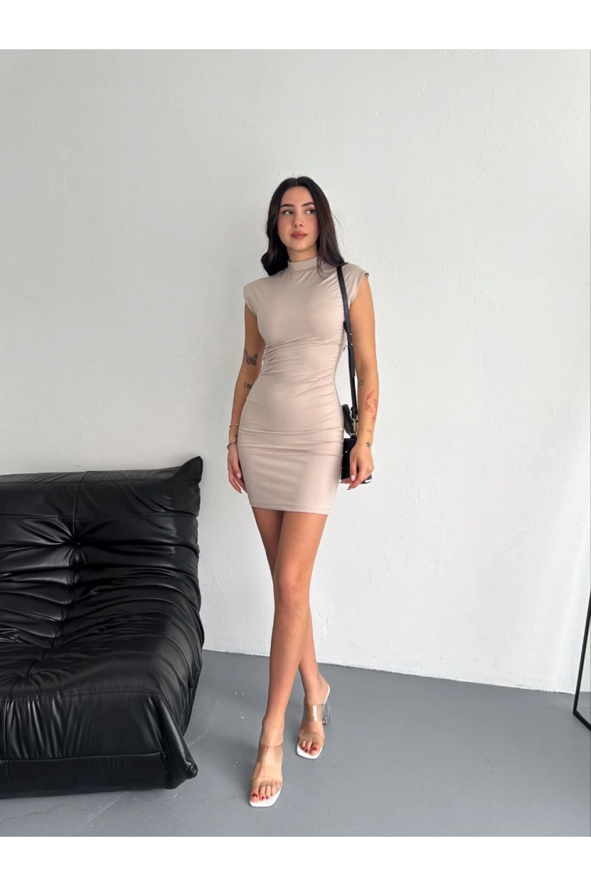 Yarım Boğazlı Davet Elbisesi- Bej