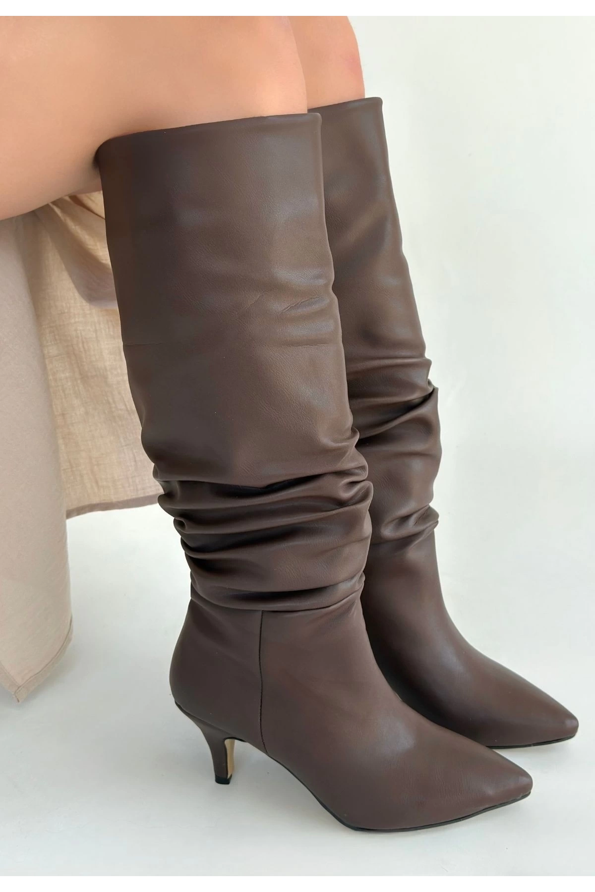 Zelya Kahverengi Cilt Topuklu Çizme