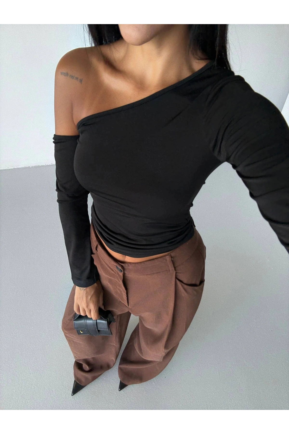 Omuz detaylı kollu bluz siyah f2336