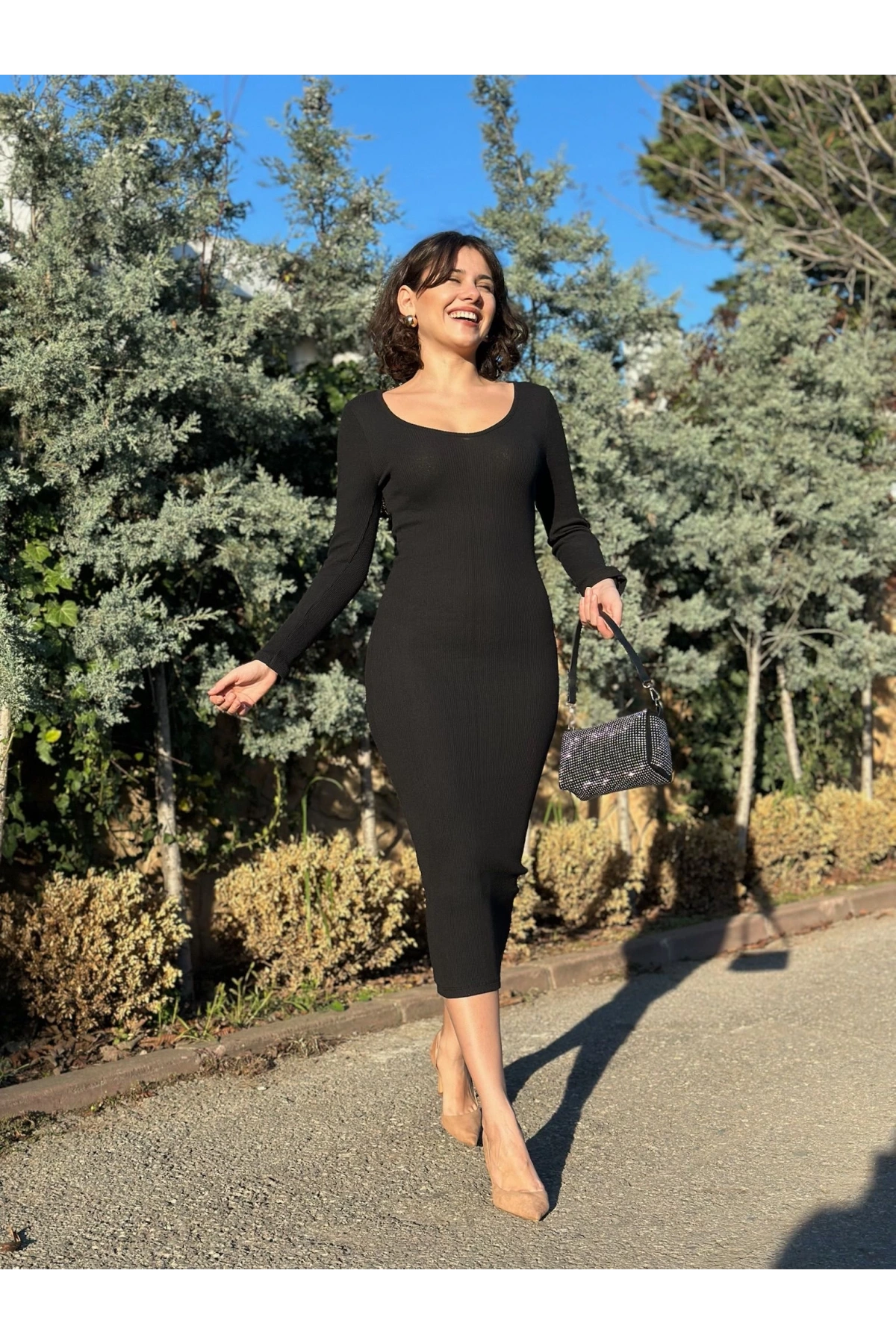 V yaka Uzun kollu midi boy elbise siyah A3154