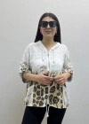 Leopar Desenli Beyaz Renk Fermuarlı İthal Gömlek