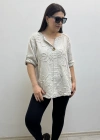 Kabartma Desenli Bej Rengi Müslin Bluz