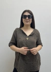 Kabartma Desenli Kahverengi Müslin Bluz